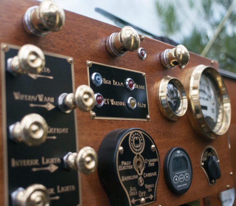 the-creative-workshop-coachbuilding-and-customs-0009