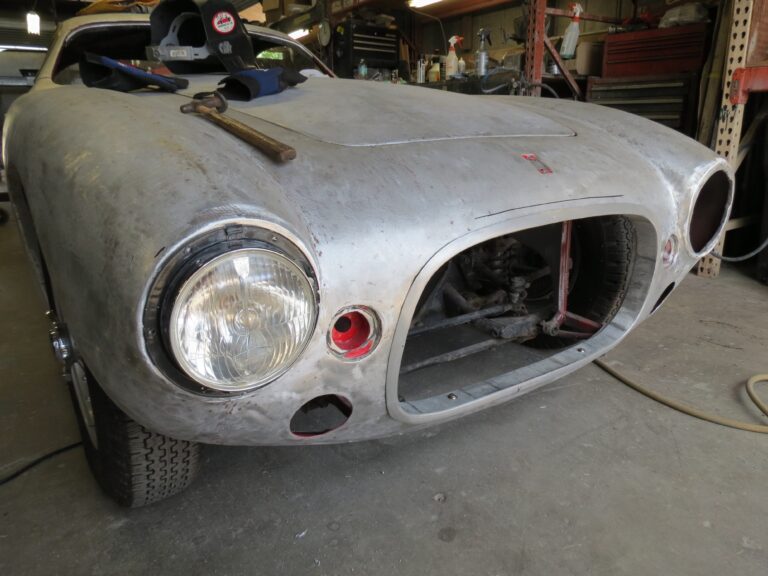 the-creative-workshop-coachbuilding-and-customs-0041