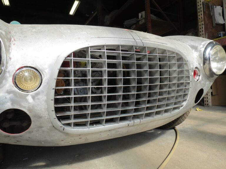 the-creative-workshop-coachbuilding-and-customs-0043