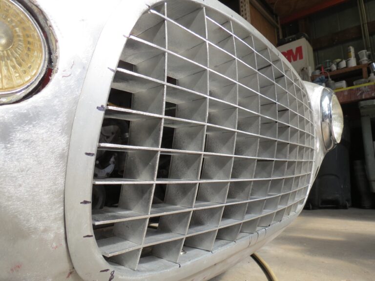 the-creative-workshop-coachbuilding-and-customs-0044