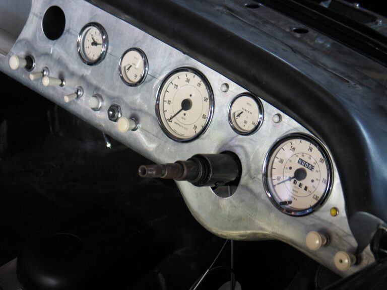 the-creative-workshop-coachbuilding-and-customs-0061