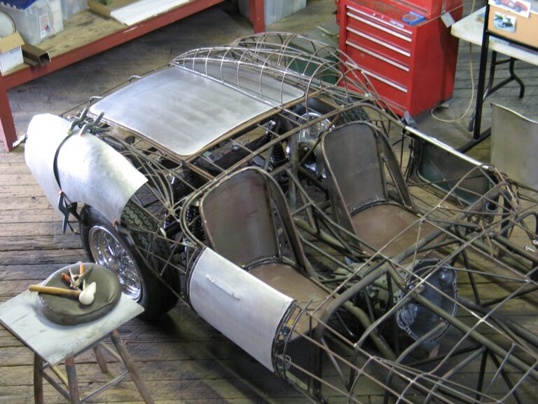 the-creative-workshop-coachbuilding-and-customs-0076