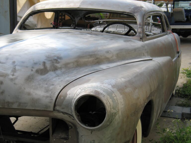 the-creative-workshop-coachbuilding-and-customs-0084