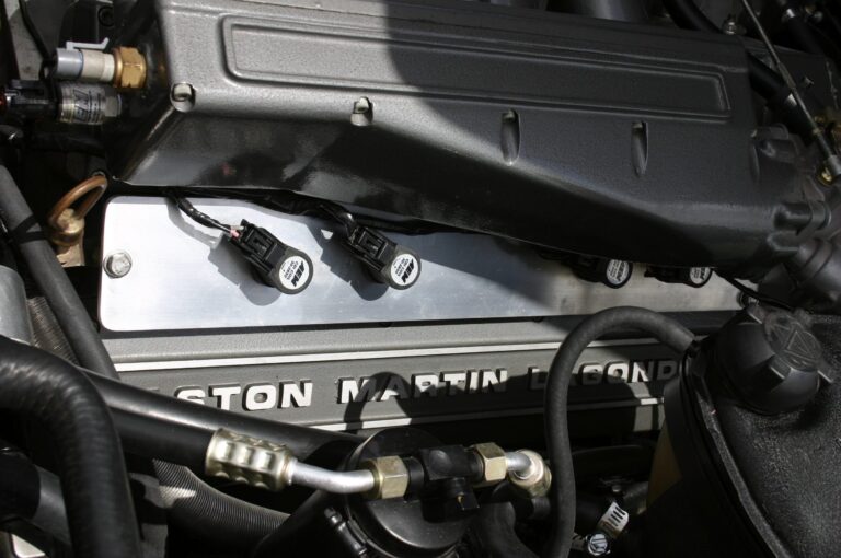 the-creative-workshop-coachbuilding-and-customs-0091