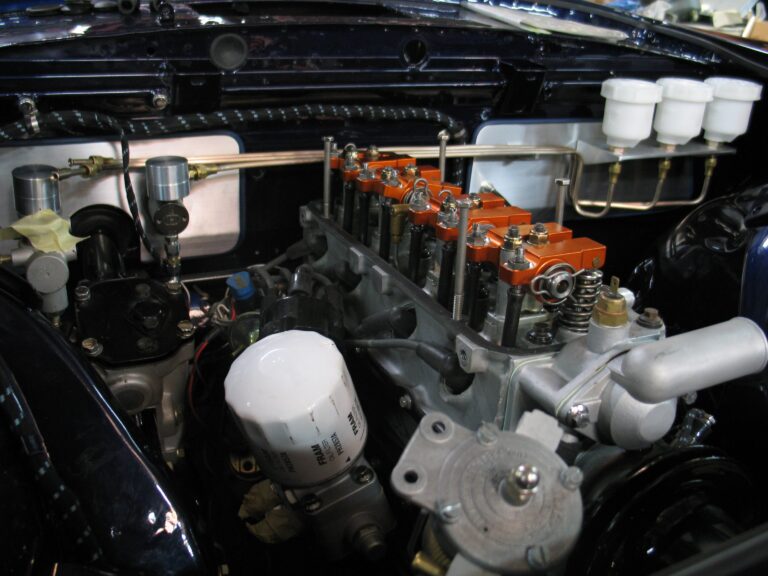 the-creative-workshop-coachbuilding-and-customs-0100