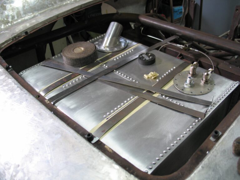 the-creative-workshop-coachbuilding-and-customs-0103