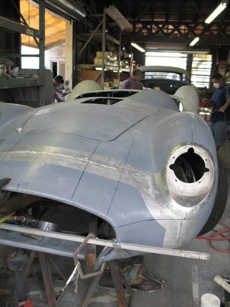 the-creative-workshop-coachbuilding-and-customs-0112