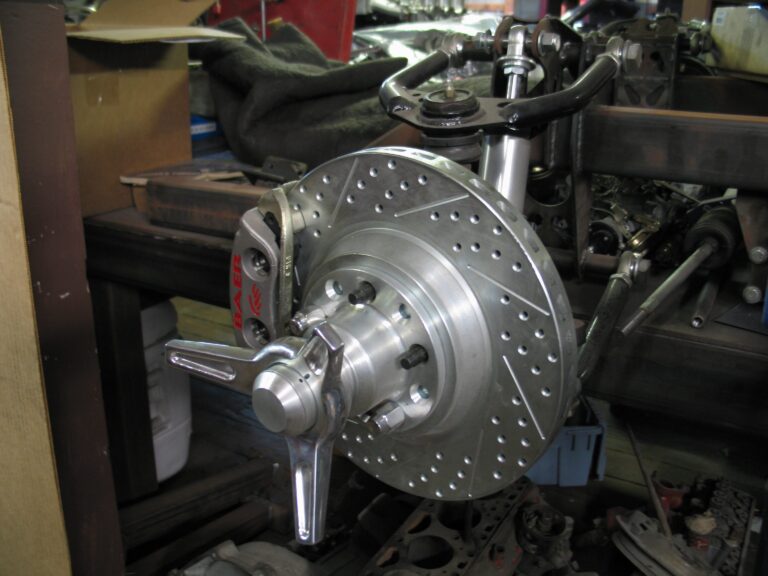 the-creative-workshop-coachbuilding-and-customs-0133