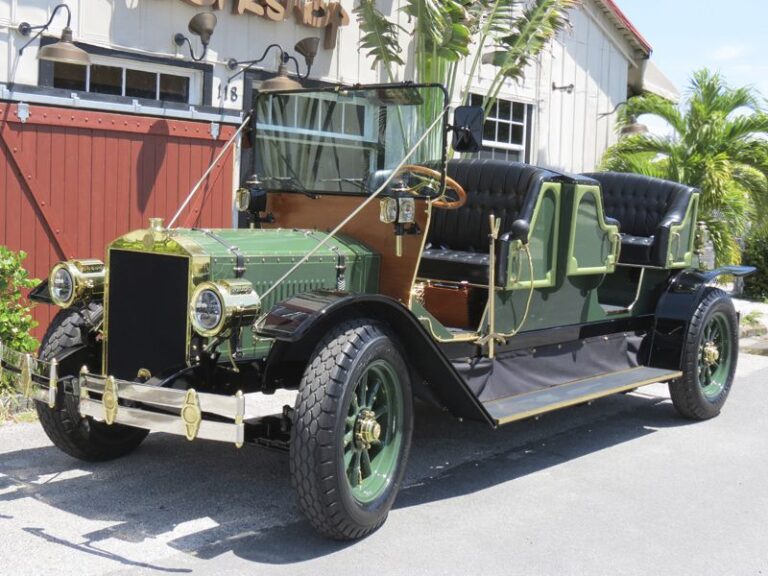 the-creative-workshop-coachbuilding-and-customs-0139