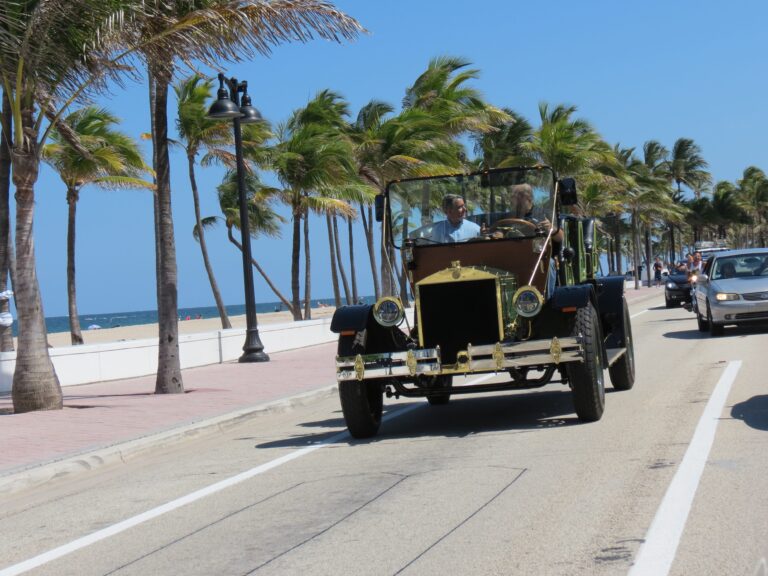 the-creative-workshop-coachbuilding-and-customs-0142