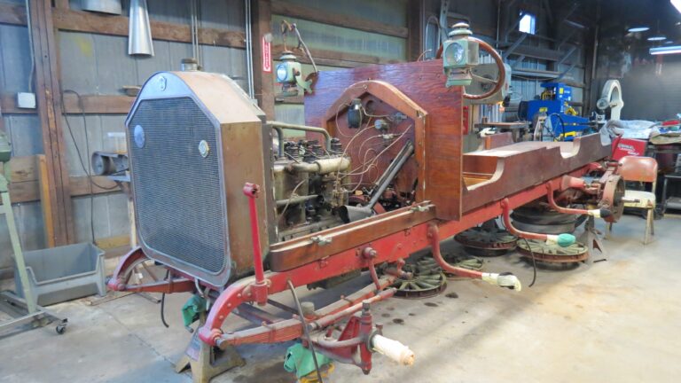 the-creative-workshop-coachbuilding-and-customs-0144