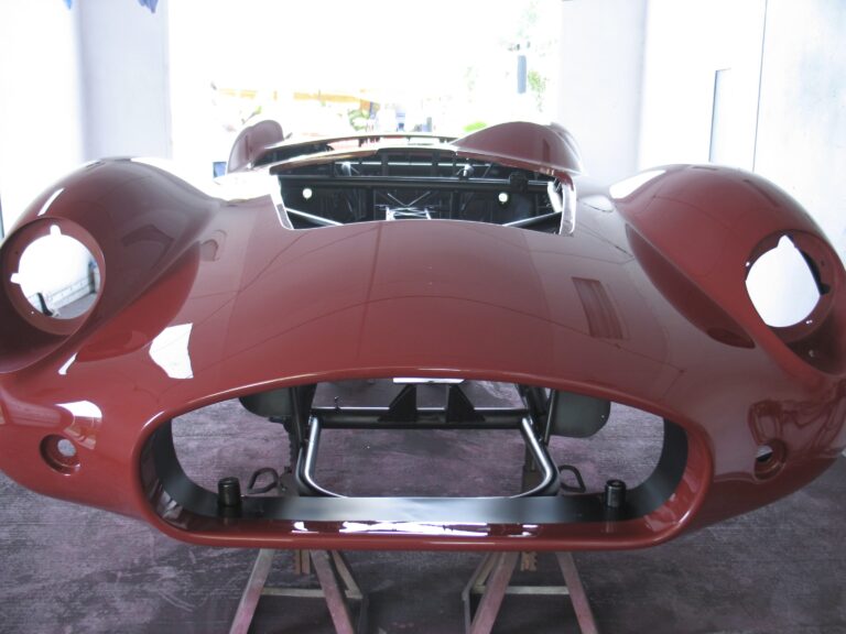 the-creative-workshop-coachbuilding-and-customs-0151