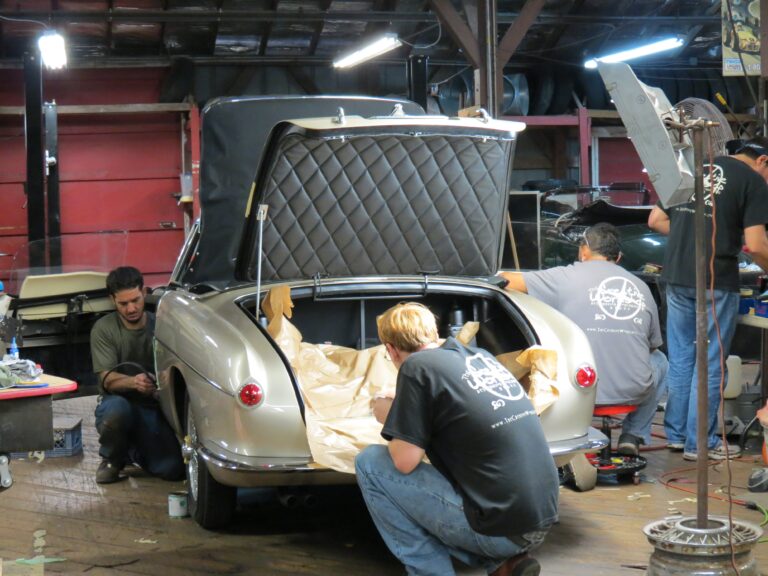 the-creative-workshop-our-team-0111