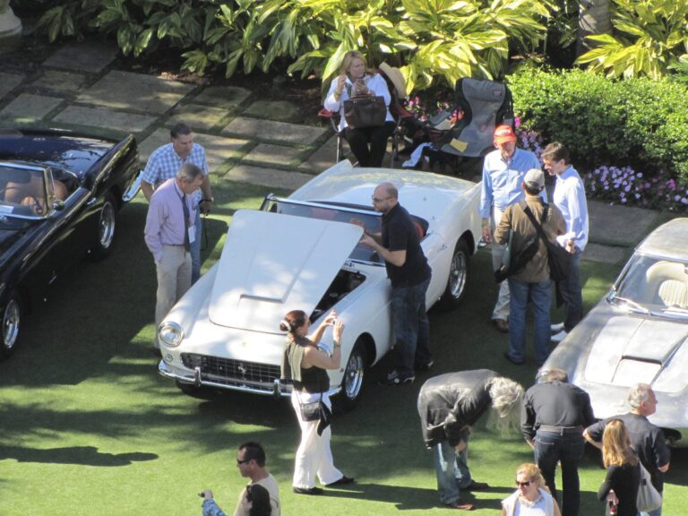 the-creative-workshop-our-team-0223