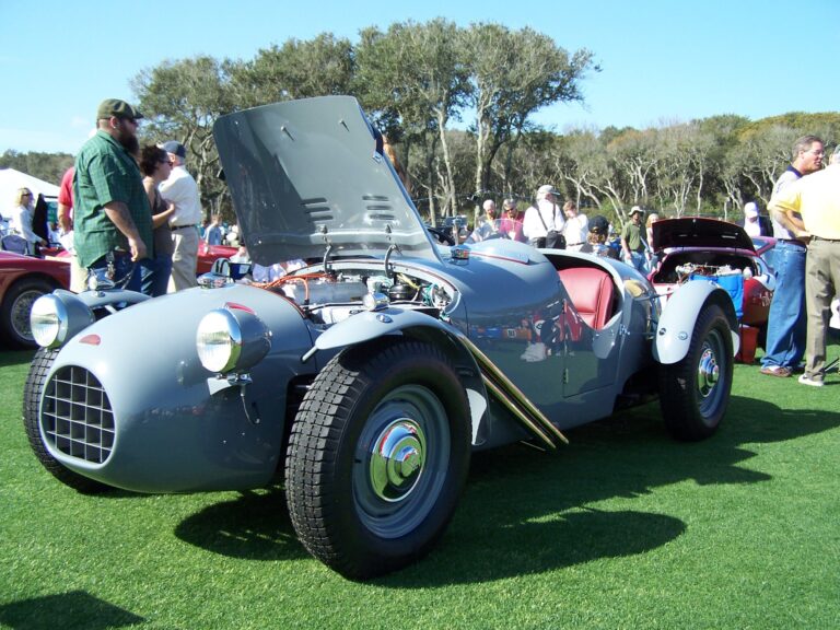 the-creative-workshop-support-and-service-002