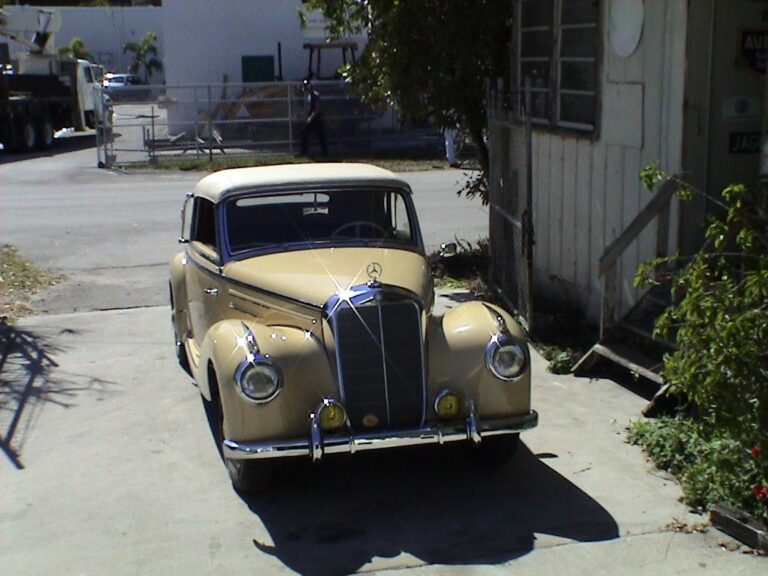 the-creative-workshop-support-and-service-021